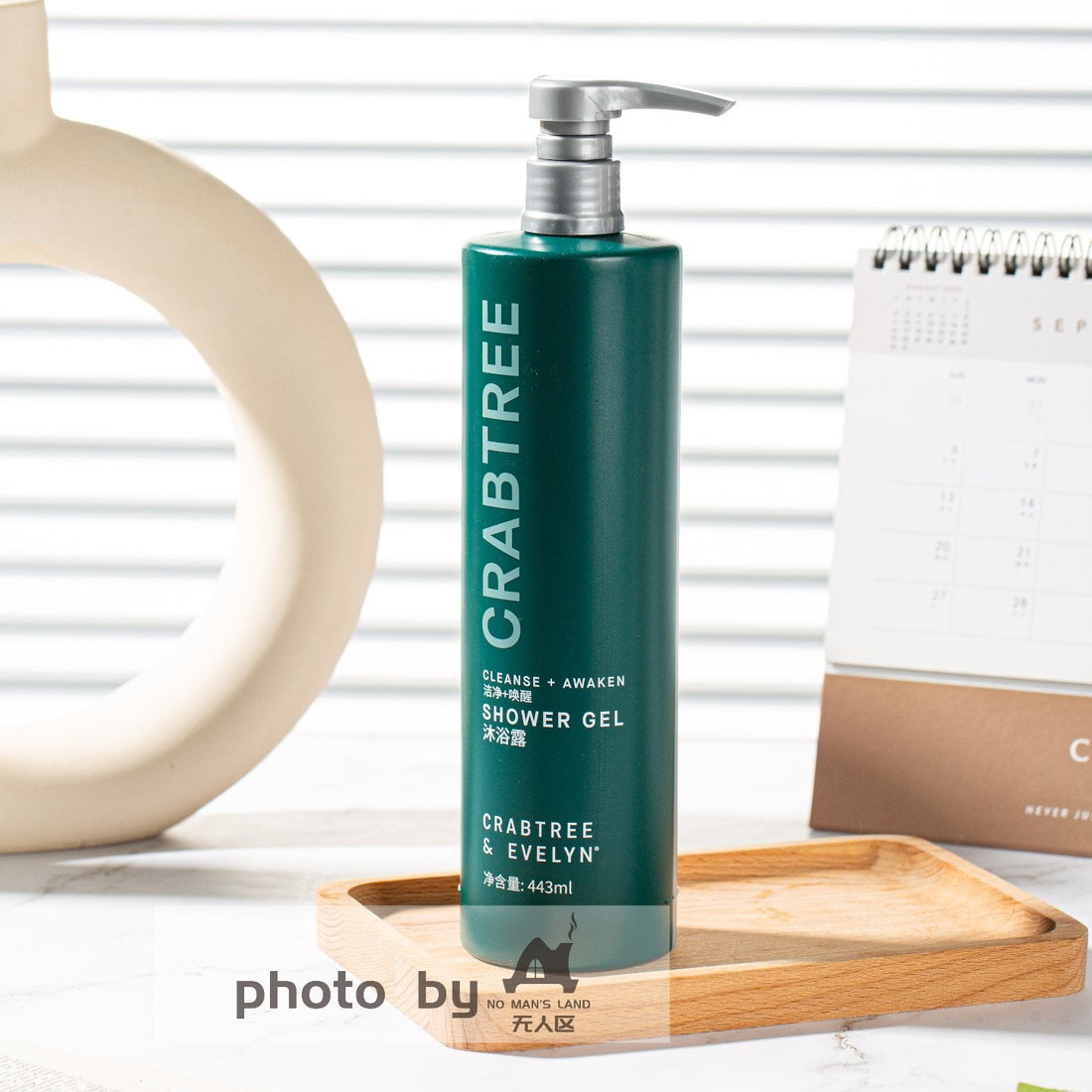 Shangri La Hotel Shower Gel 443ML | CRABTREE &amp; EVELYN