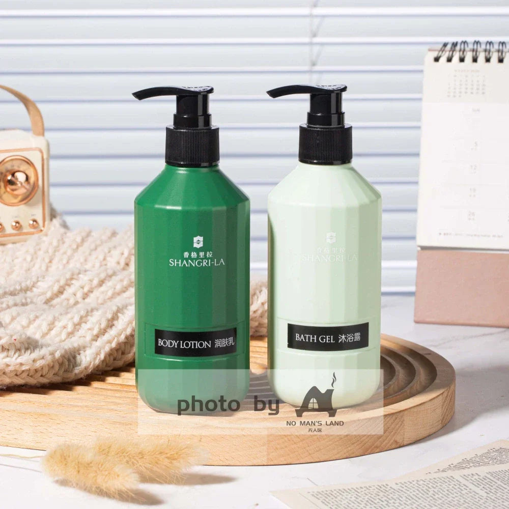 Shangri-La Hotel Shampoo or Conditioner or Shower Gel or Body Lotion 300ML | SHANGRI-LA